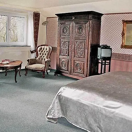 Отель Landhaus Delle Бахарах