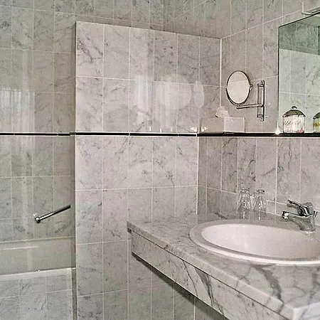 Landhaus Delle 4* Бахарах
